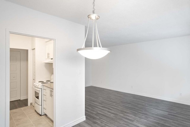 Montreal-West Apartment 1 b. $1,170/month. Apartment for rent in Montreal-West