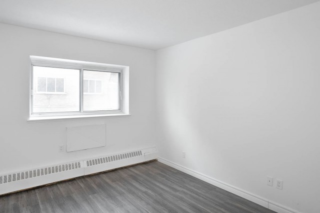 Montreal-West Apartment 1 b. $1,170/month. Apartment for rent in Montreal-West