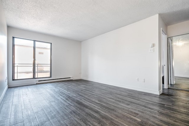 Quartier latin and south-central Apartment Studio $1,095/month. Apartment for rent in Quartier latin and south-central