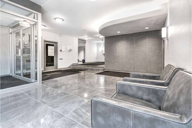 Downtown - Montreal Apartment Studio $1,175/month. Apartment for rent in Downtown - Montreal