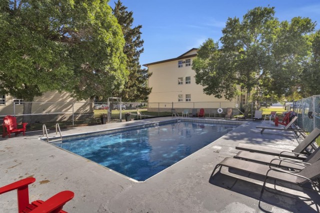 Regina Apartment 2 b. $1,525/month. Apartment for rent in Regina