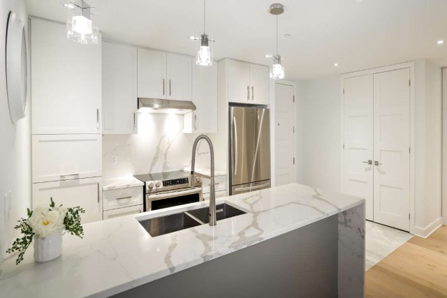 St-Hyacinthe Apartment 2 b. $1,550/month. Apartment for rent in St-Hyacinthe