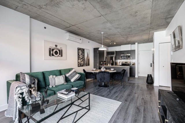 Quartier latin and south-central Apartment 1 b. $1,595/month. Apartment for rent in Quartier latin and south-central