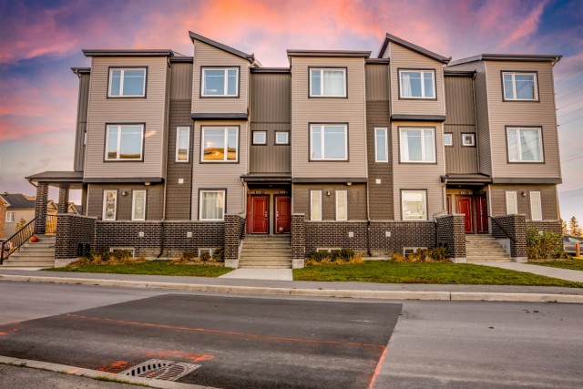 Ottawa Apartment 2 b. $2,095/month. Apartment for rent in Ottawa