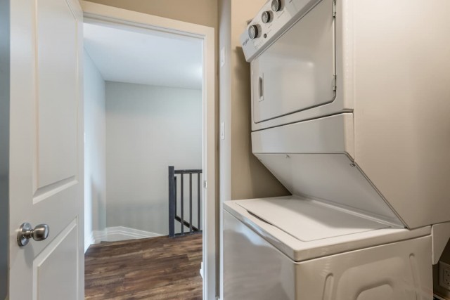Ottawa Apartment 2 b. $2,095/month. Apartment for rent in Ottawa
