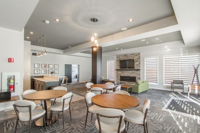 Regina Apartment 1 b. $1,470/month. Apartment for rent in Regina