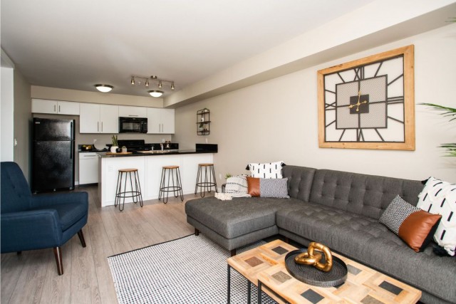 Regina Apartment 1 b. $1,470/month. Apartment for rent in Regina