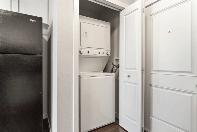 Regina Apartment 1 b. $1,470/month. Apartment for rent in Regina