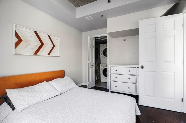 Notre-Dame-de-Grace  2 b. $80/day. Apartment for rent in Notre-Dame-de-Grace