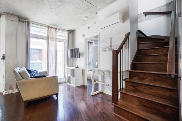 Notre-Dame-de-Grace  2 b. $80/day. Apartment for rent in Notre-Dame-de-Grace