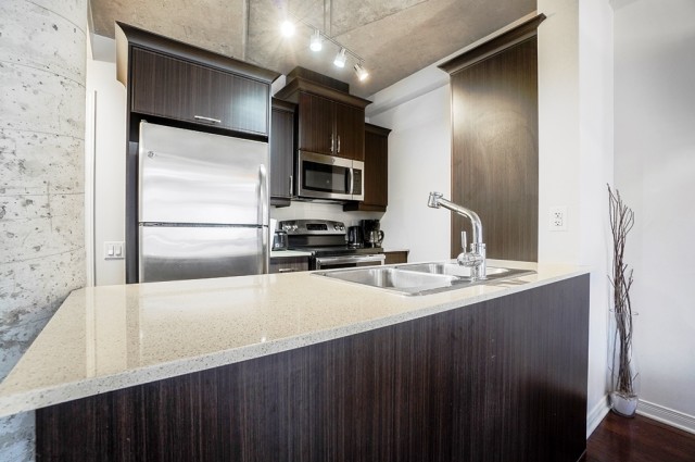 Notre-Dame-de-Grace  2 b. $80/day. Apartment for rent in Notre-Dame-de-Grace
