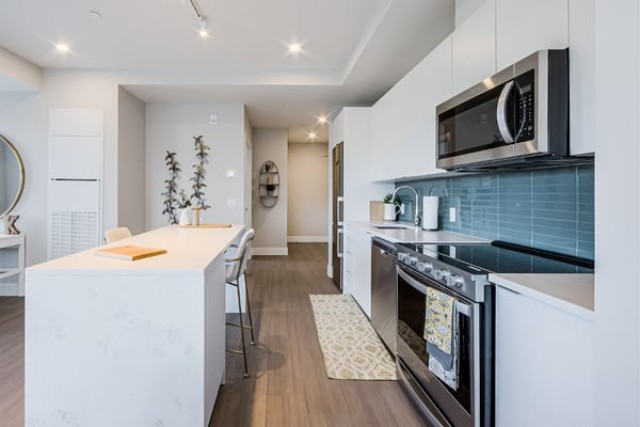 Mississauga Apartment 1 b. $2,075/month. Apartment for rent in Mississauga