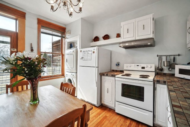 Rosemont,  Petite-Patrie  1 b. $56/day. Apartment for rent in Rosemont,  Petite-Patrie