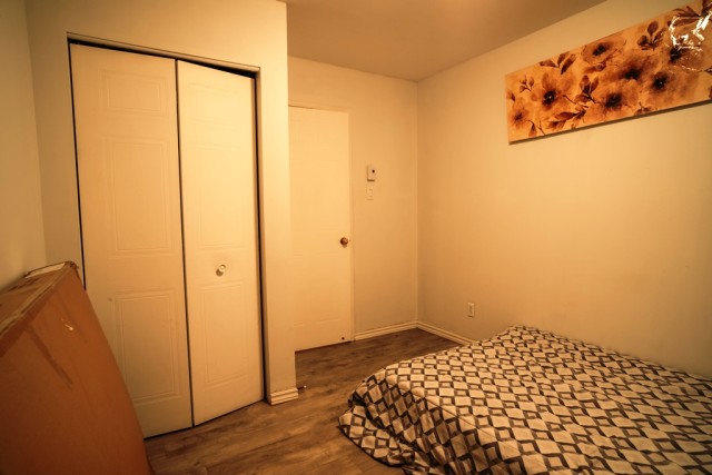 Ste-Rose  2 b. $84/day. Apartment for rent in Ste-Rose