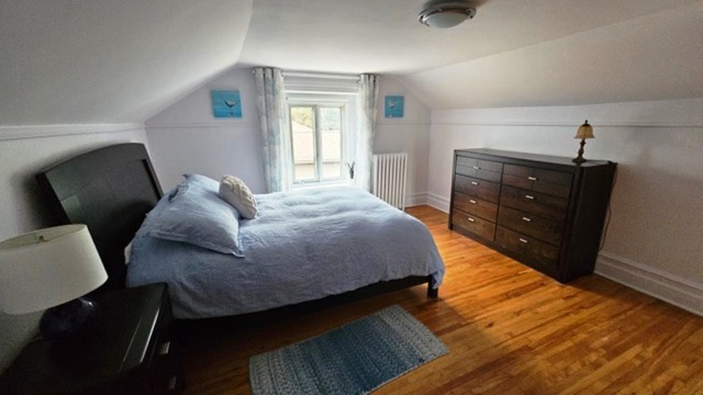 Longueuil  3 b. $100/day. Apartment for rent in Longueuil