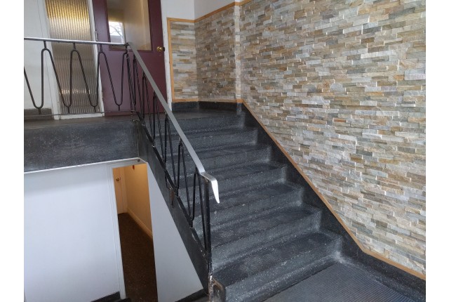 Cote-des-Neiges Apartment 2 b. $1,395/month. Apartment for rent in Cote-des-Neiges