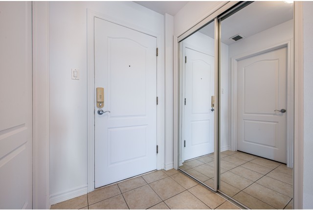 Downtown - Montreal Condo 1 b. $1,600/month. Apartment for rent in Downtown - Montreal