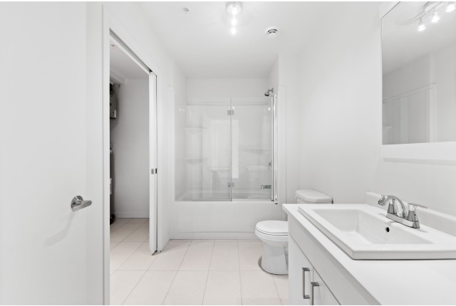 Chateauguay Condo 1-2 b. $1,445/month. Apartment for rent in Chateauguay