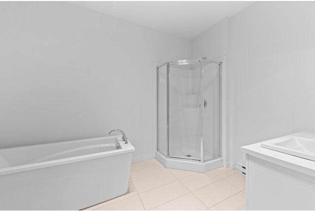 Chateauguay Condo 1-2 b. $1,575/month. Apartment for rent in Chateauguay