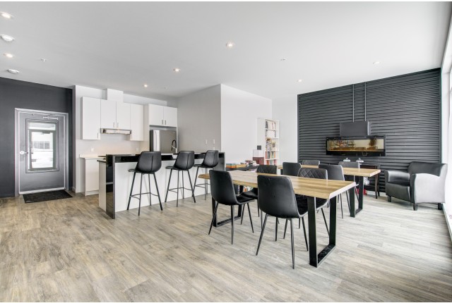 Chateauguay Condo 2 b. $1,975/month. Apartment for rent in Chateauguay