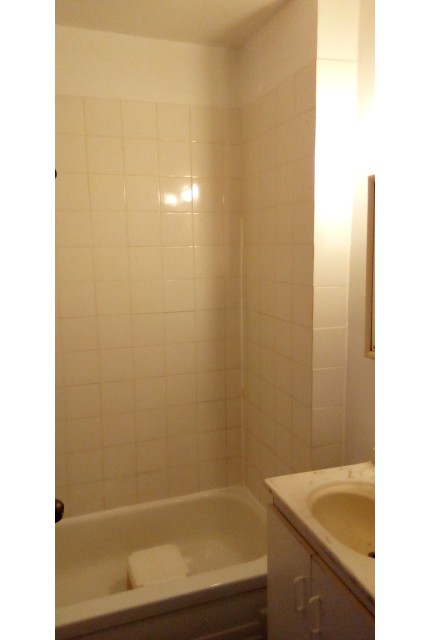 Verdun Plex 1 b. $945/month. Apartment for rent in Verdun