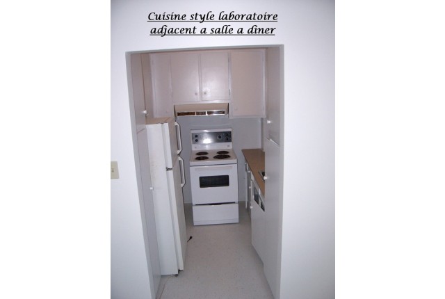 Cote-des-Neiges Apartment 1-2 b. $1,100/month. Apartment for rent in Cote-des-Neiges