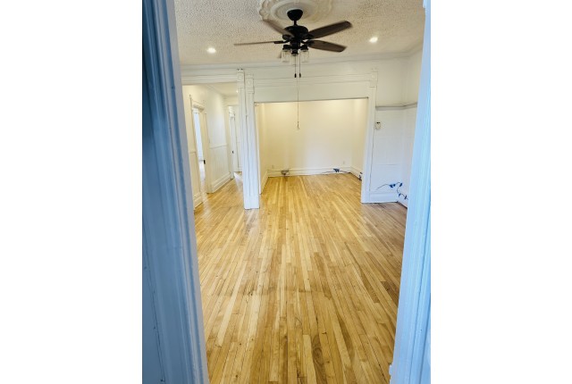 Quartier latin and south-central Plex 4+ b. $1,750/month. Apartment for rent in Quartier latin and south-central