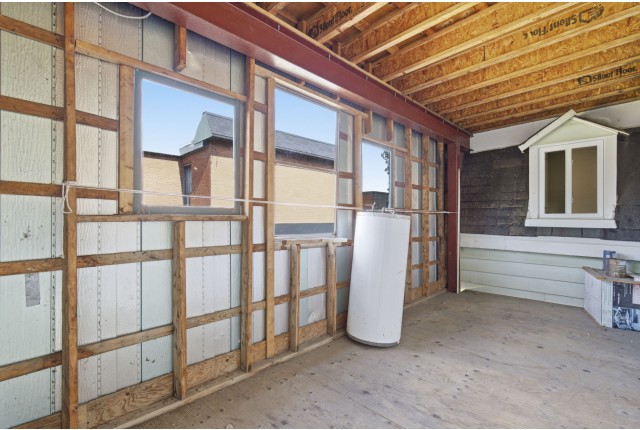 Ville-Emard and Cote-St-Paul Other commercial $3,000/month. Apartment for rent in Ville-Emard and Cote-St-Paul